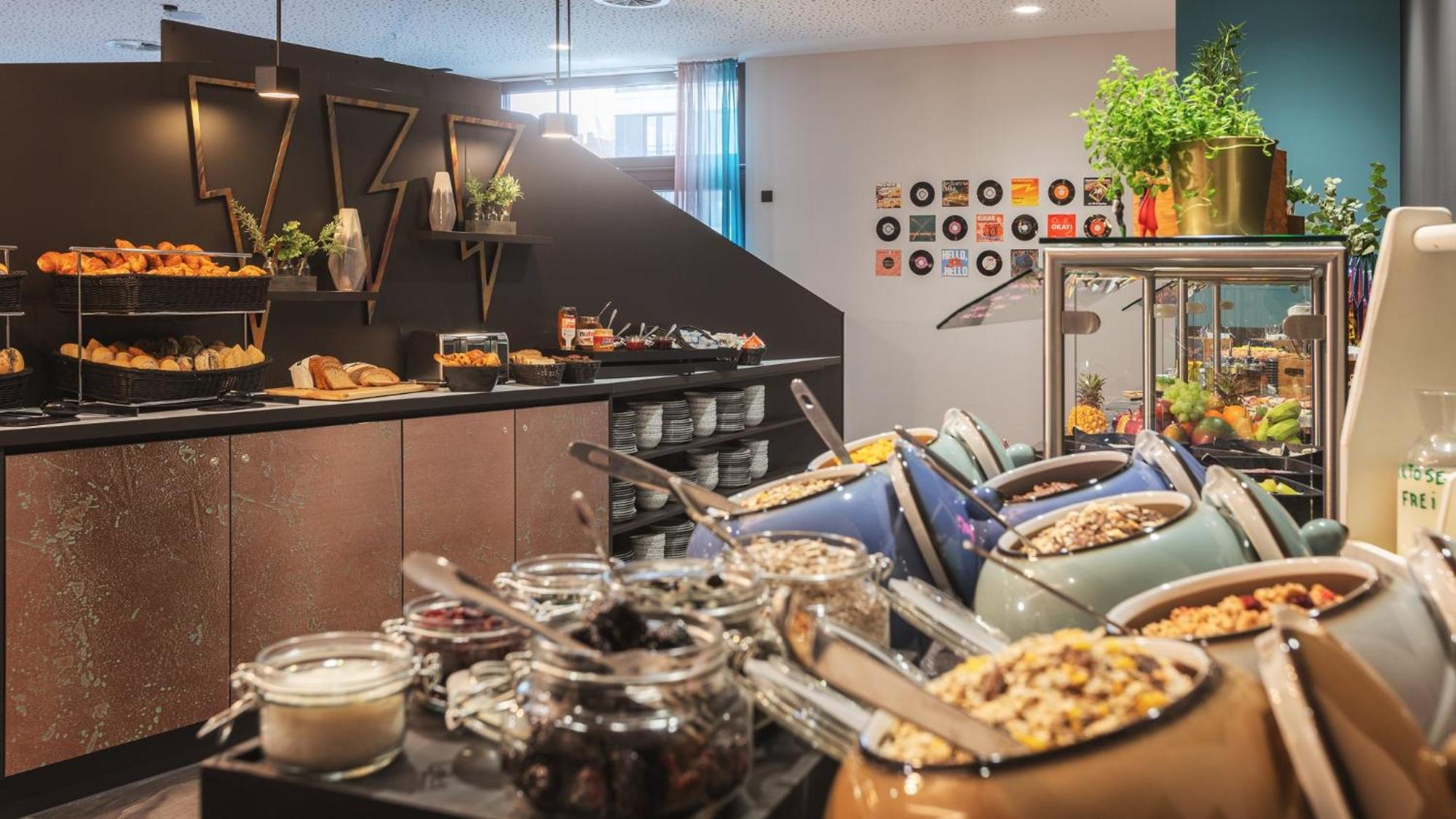 - The Niu, Flash Charlottenburg By Ihg Hotel