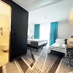 Holiday Inn - The Niu, Flash Berlin Charlottenburg By Ihg